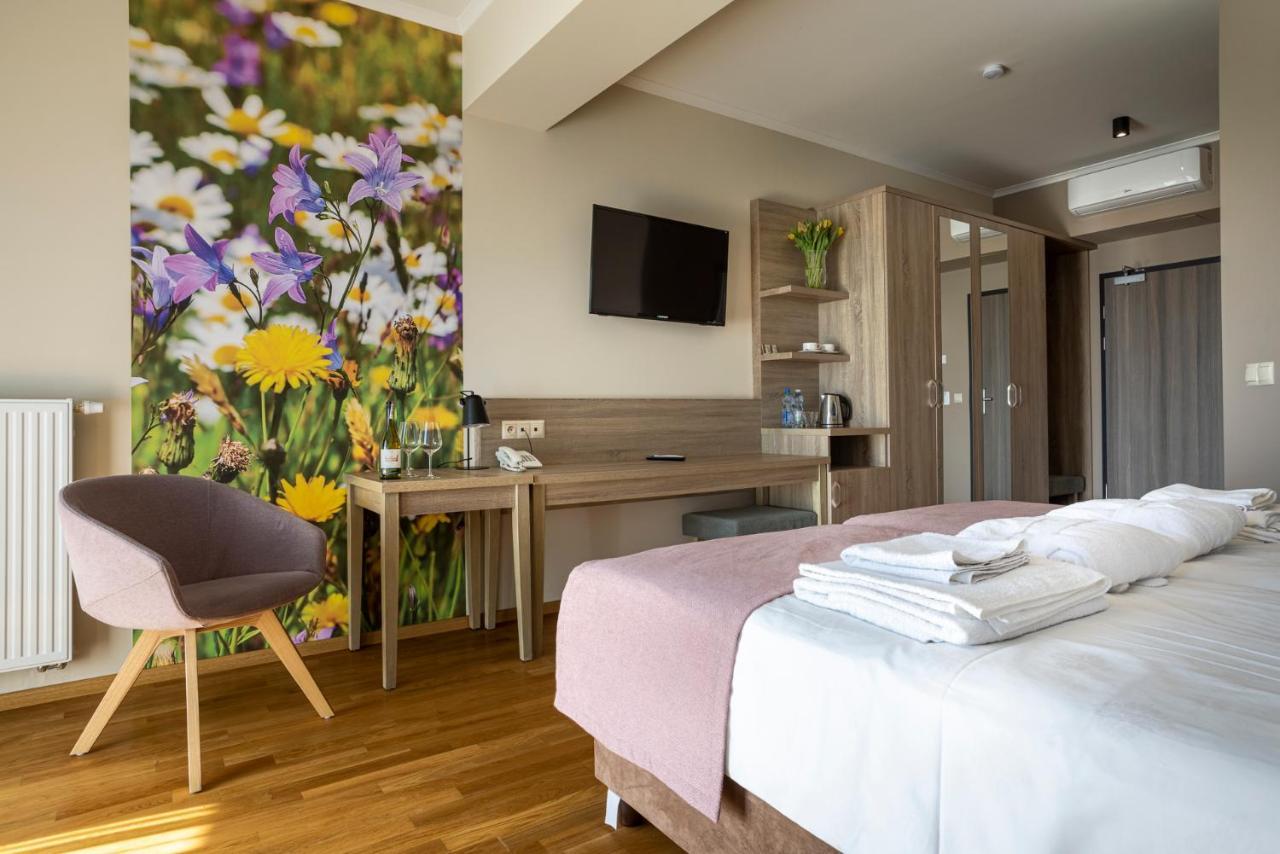 Terma Slowacki Resort Medical Spa Busko-Zdroj Bagian luar foto
